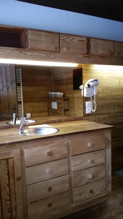 ヴォントロン Le Chalet De Valentine Bed & Breakfast エクステリア 写真